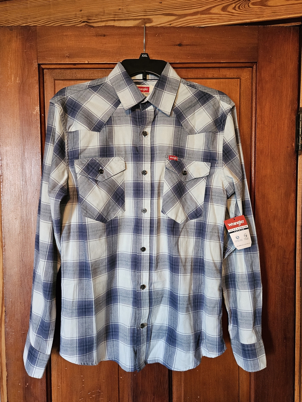 Wrangler Men’s Navy and Light Blue Plaid Button-Down Shirt